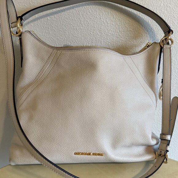 Michael Kors Leather Shoulder Bag *USED ONCE* Pebble Leather - Convertible - Picture 1 of 10